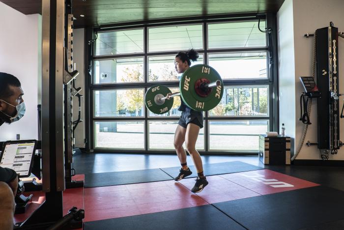 Xiaonan Yan training at the UFC Performance Institute