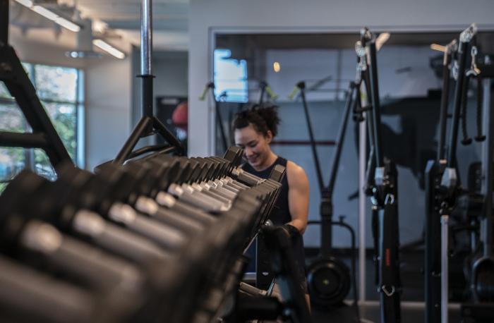 Xiaonan Yan training at the UFC Performance Institute