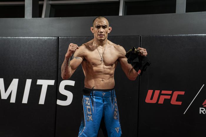 Tony Ferguson training at the UFC Performance Institute during UFC 256 fight week