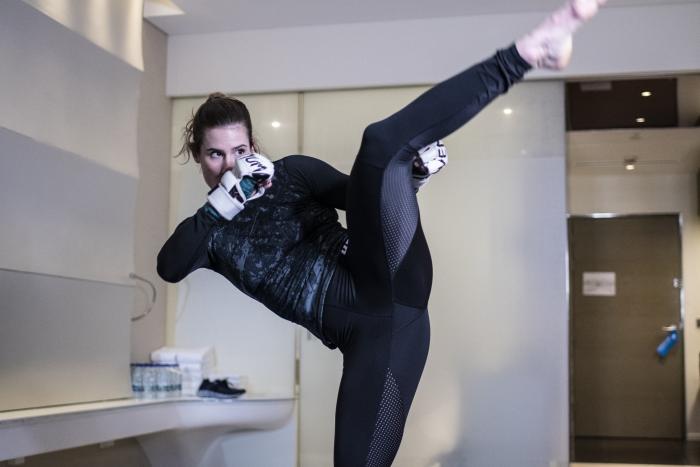 Victoria Leonardo training during UFC Fight Island 8