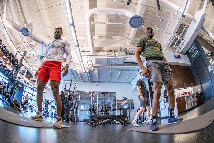 Francis Ngannou training with Kamaru Usman for UFC 260