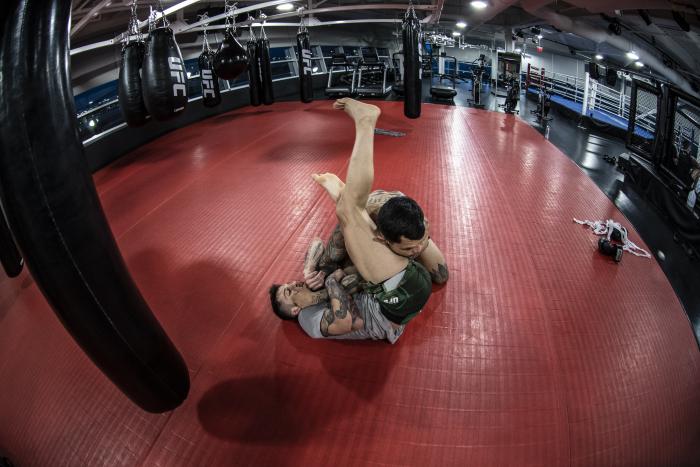 Marcelo Rojo training for his debut at UFC Vegas 21