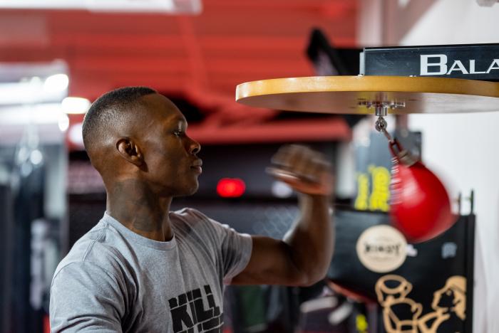 Israel Adesanya training for UFC 259 at the UFC Performance Institute