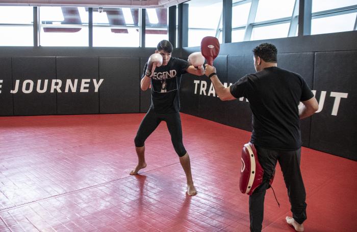 Ignacio Bahamondes training for his debut at the UFC PI