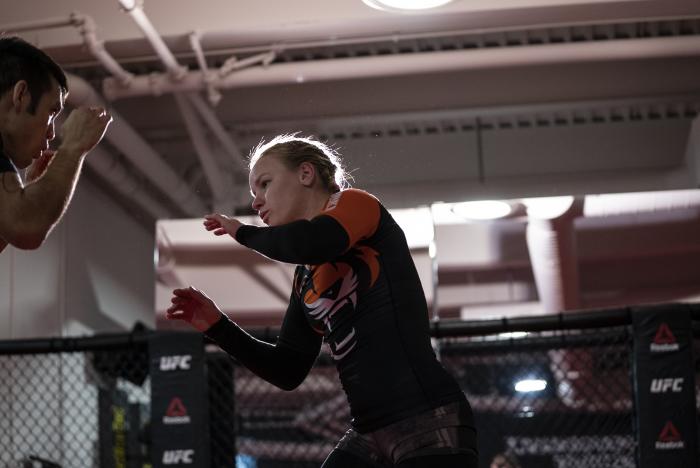 Valentina Shevchenko training for UFC 261