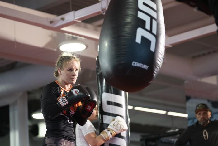 Valentina Shevchenko training for UFC 261