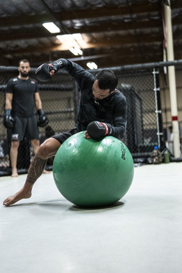 Dan Ige Training For UFC Vegas 29