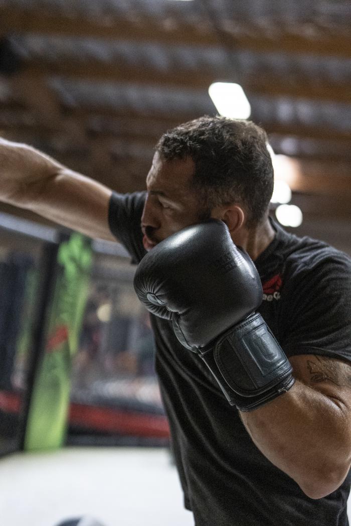 Harris & Dolidze Training For UFC Vegas 28