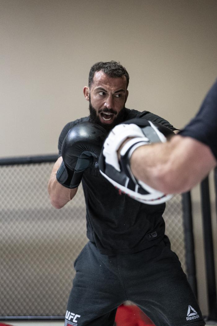 Harris & Dolidze Training For UFC Vegas 28