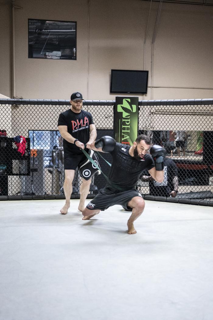 Harris & Dolidze Training For UFC Vegas 28