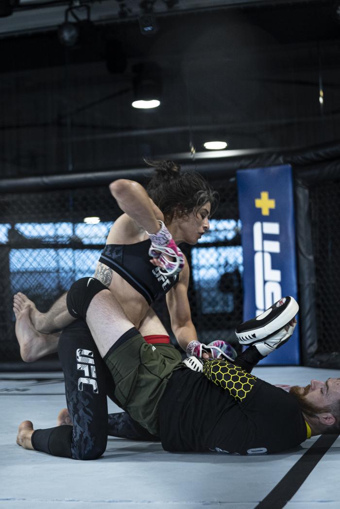 Julia Avila Training For Vegas 30