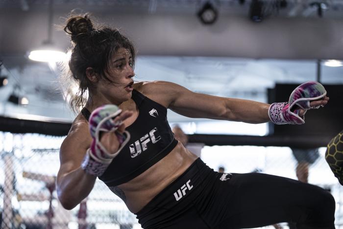 Julia Avila Training For Vegas 30