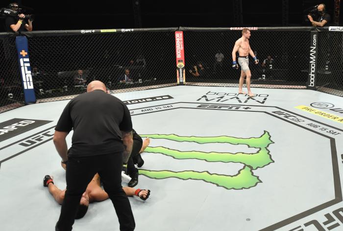 Fighter Finishes UFC Vegas 29