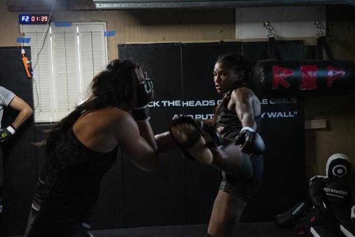 Jessica Penne and Angela Hill training for UFC 265