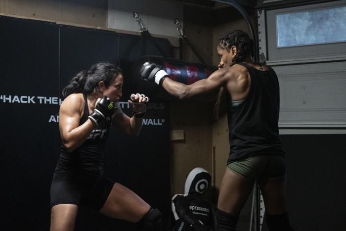 Jessica Penne and Angela Hill training for UFC 265