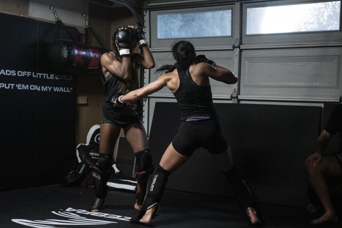 Jessica Penne and Angela Hill training for UFC 265