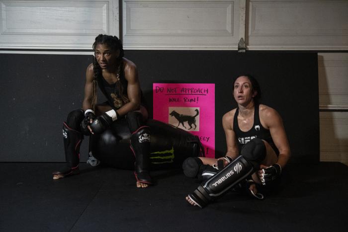 Jessica Penne and Angela Hill training for UFC 265