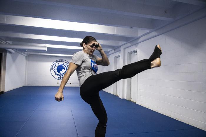 Lauren Murphy training for UFC 266