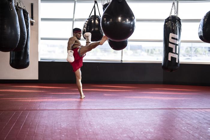 Gustavo Lopez training for UFC Vegas 37
