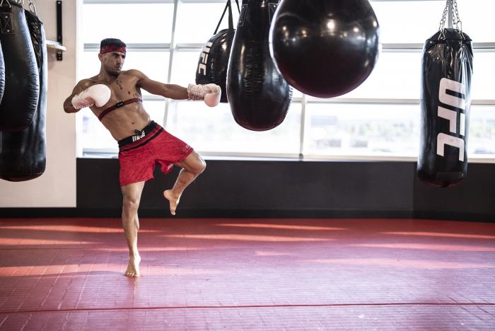 Gustavo Lopez training for UFC Vegas 37