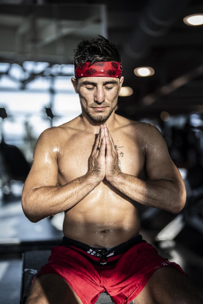Gustavo Lopez training for UFC Vegas 37