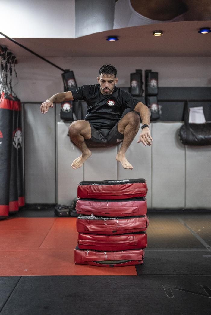Julio Arce training for UFC Vegas 42