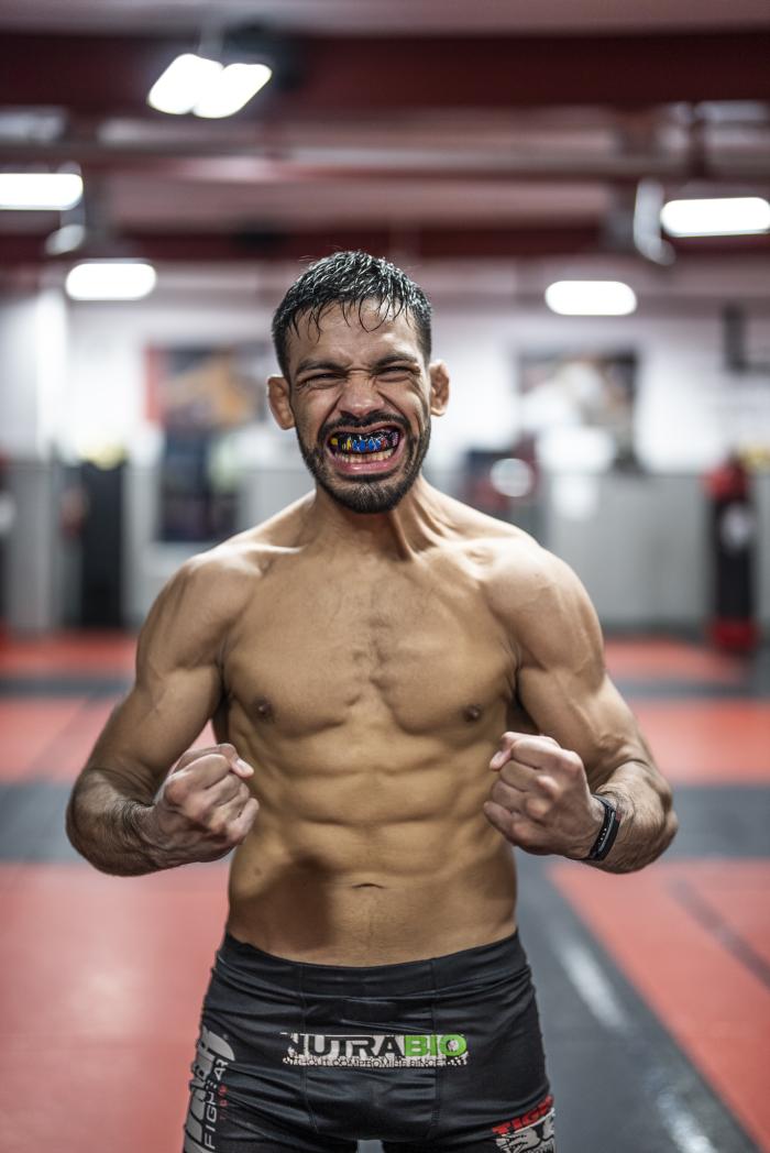 Julio Arce training for UFC Vegas 42