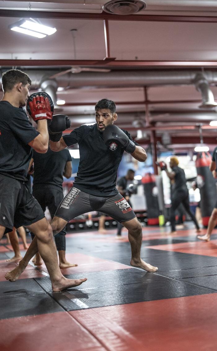 Julio Arce training for UFC Vegas 42