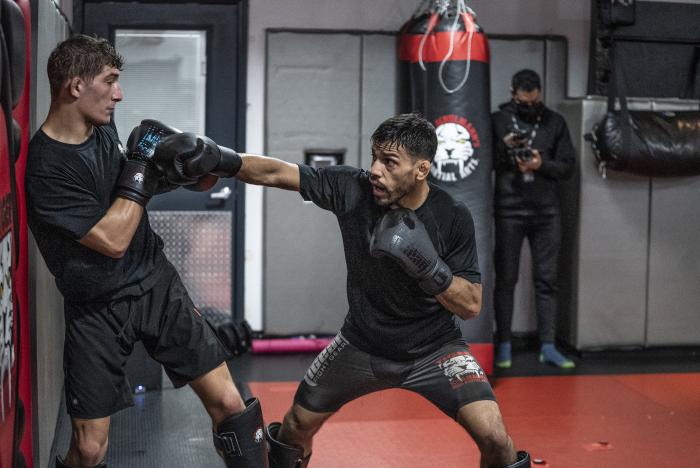 Julio Arce training for UFC Vegas 42