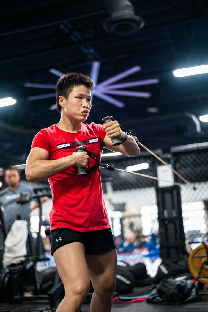 Zhang Weili training for UFC 268