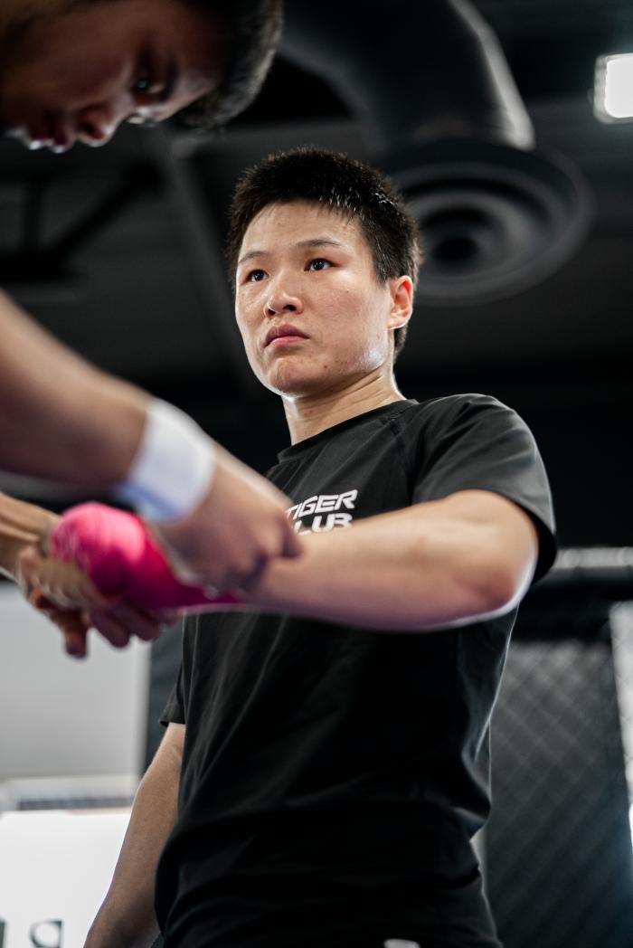 Zhang Weili training for UFC 268