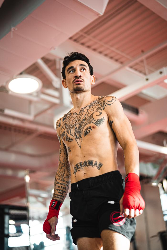 Max Holloway training for UFC Vegas 42
