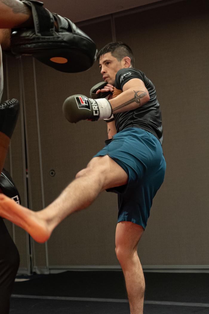 07/27/22 DALLAS, TEXAS - Brandon Moreno prepares in the host hotel for his flyweight interim championship bout against Kai Kara-France at UFC 277 on Saturday, July 30, 2022 in Dallas, Texas. (Photo by Roberto Ortuño) 