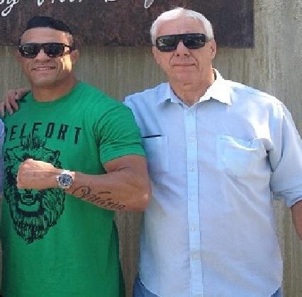 Ex-campeão meio-pesado e desafiante peso médio, Vitor Belfort.