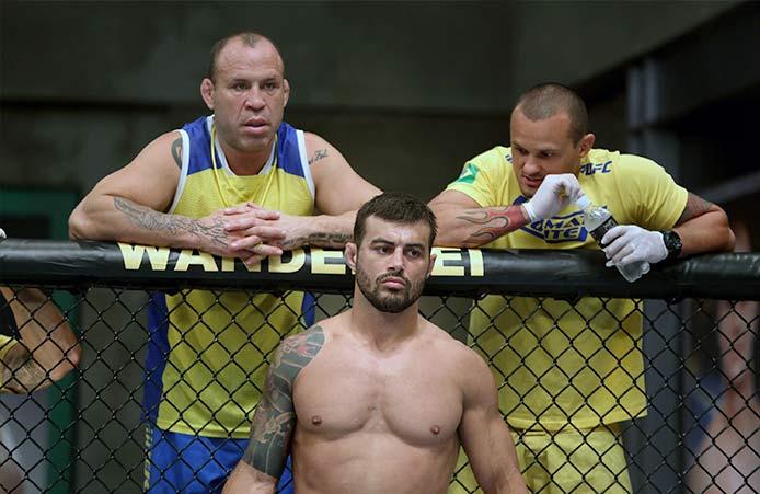 Fotos do Ep. 5 do TUF Brasil 3 - Luta entre Ricardo Demente x Guilherme Bomba