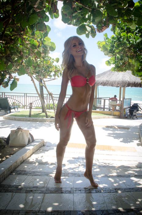 BRAZIL_FILES/OctagonGirls/042.jpg