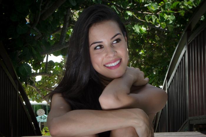 BRAZIL_FILES/OctagonGirls/048.jpg