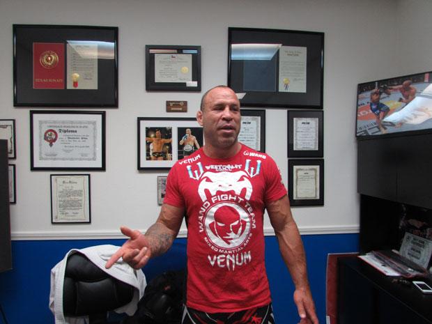 Brasileiro abriu seu local de treino em Las Vegas para o UFC Brasil