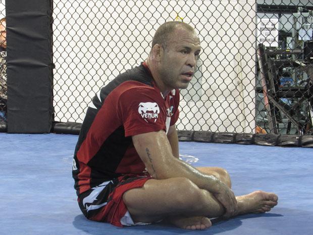Brasileiro abriu seu local de treino em Las Vegas para o UFC Brasil