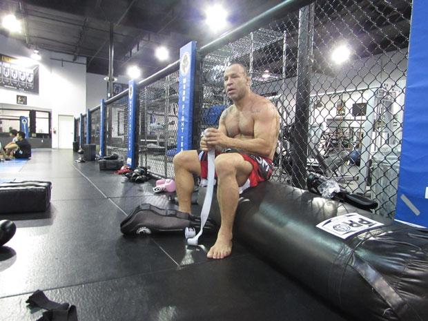 Brasileiro abriu seu local de treino em Las Vegas para o UFC Brasil
