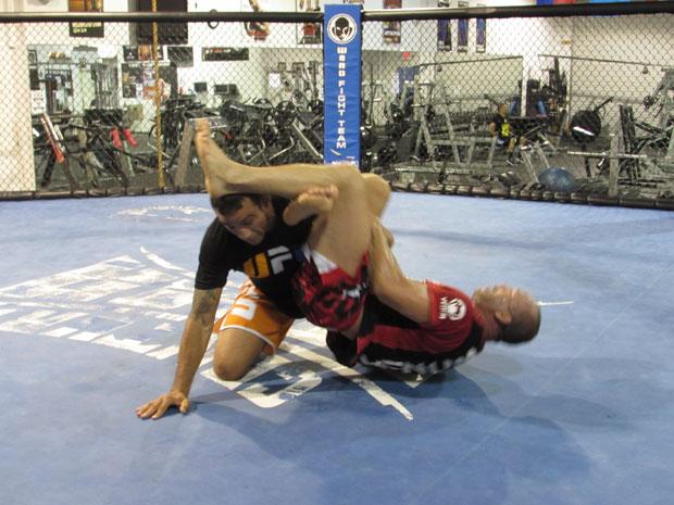 Brasileiro abriu seu local de treino em Las Vegas para o UFC Brasil