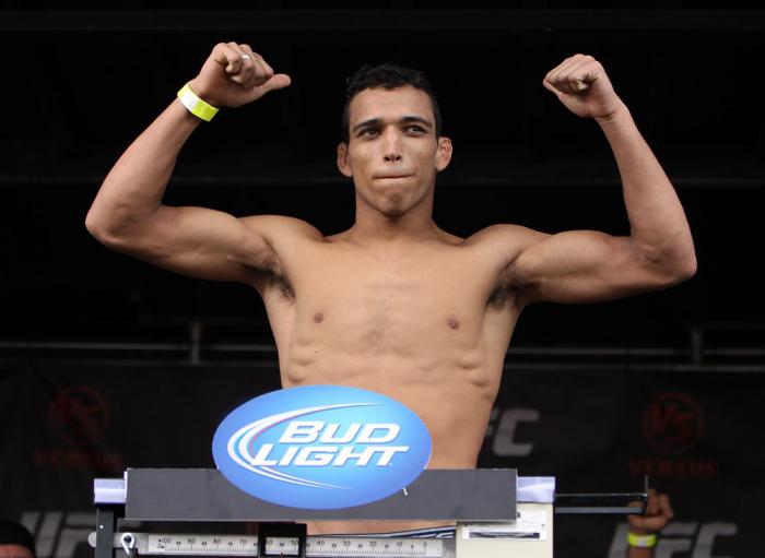UFC® Live Weighin Photo Gallery | UFC