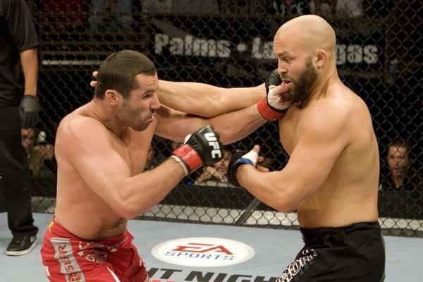 The Ultimate Fighter Finale Tomasz Drwal vs Mike Ciesnolevicz