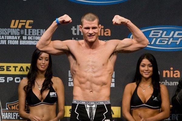 UFC 89 Weigh-In Michael Bisping