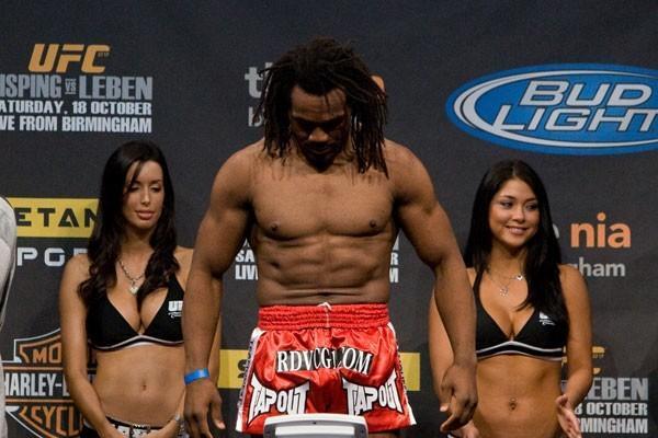 UFC 89 Weigh-In Sokoudjou