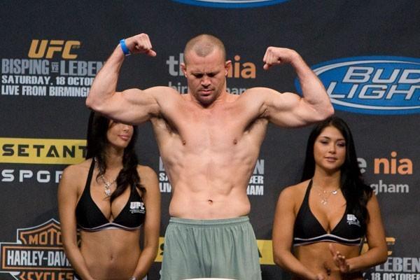 UFC 89 Weigh-In Chris Lytle