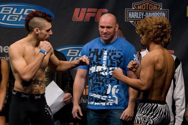 UFC 89 Weigh-In Dan Hardy & Akihiro Gono