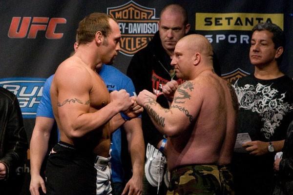 UFC 89 Weigh-In Shane Carwin & Neil Wain