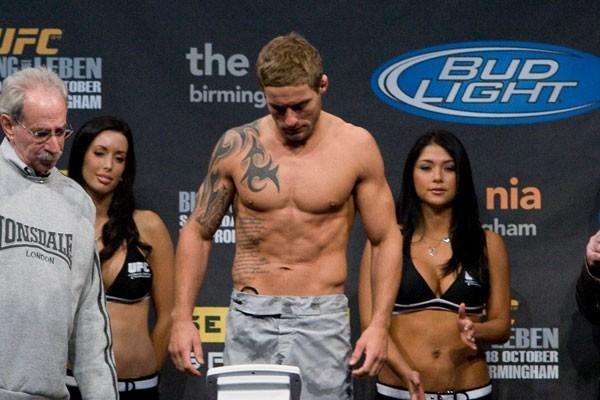UFC 89 Weigh-In David Bielkheden