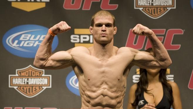 UFC Fight Night Weigh-In Evan Dunham